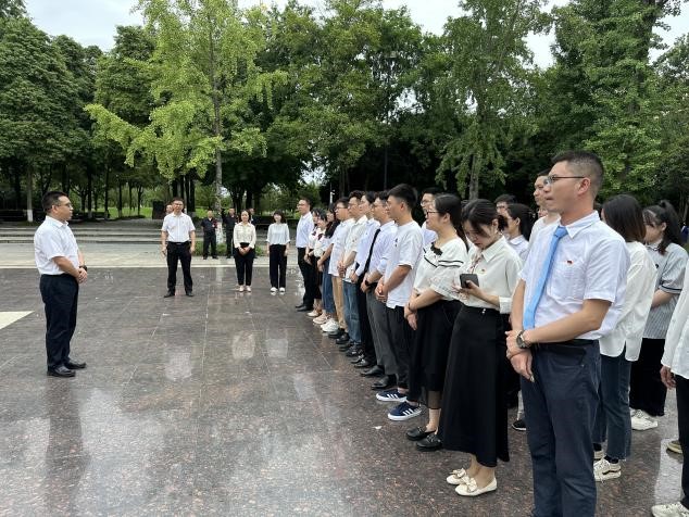 4d89ce7d989e438a9a96ae1f37eea76b.jpg 4d89ce7d989e438a9a96ae1f37eea76b.jpg